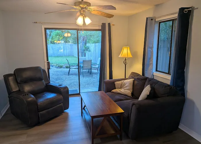 Sheer Bliss Holiday home Pensacola